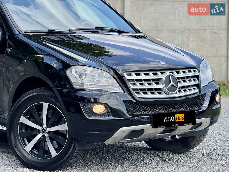 Внедорожник / Кроссовер Mercedes-Benz M-Class 2010 в Харькове