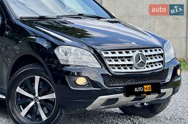 Внедорожник / Кроссовер Mercedes-Benz M-Class 2010 в 