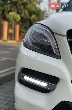 Внедорожник / Кроссовер Mercedes-Benz M-Class 2012 в 