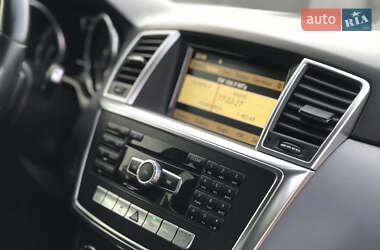 Внедорожник / Кроссовер Mercedes-Benz M-Class 2012 в 