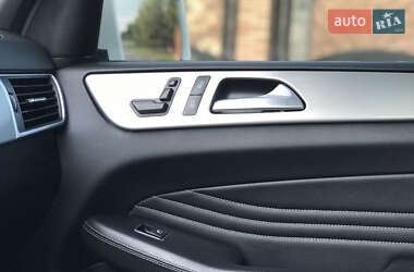 Внедорожник / Кроссовер Mercedes-Benz M-Class 2012 в 