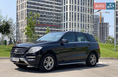 Внедорожник / Кроссовер Mercedes-Benz M-Class 2011 в 