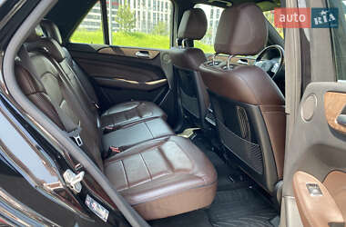 Внедорожник / Кроссовер Mercedes-Benz M-Class 2011 в 