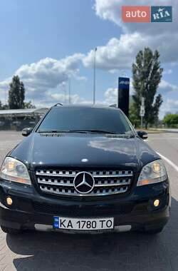 Внедорожник / Кроссовер Mercedes-Benz M-Class 2006 в Киеве