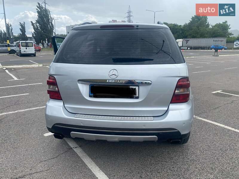 Внедорожник / Кроссовер Mercedes-Benz M-Class 2006 в Киеве фото 5 Внедорожник / Кроссовер Mercedes-Benz M-Class 2006 в Киеве