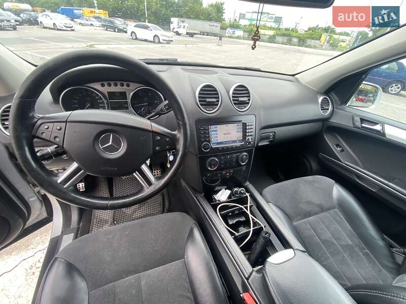 Внедорожник / Кроссовер Mercedes-Benz M-Class 2006 в Киеве фото 8 Внедорожник / Кроссовер Mercedes-Benz M-Class 2006 в Киеве