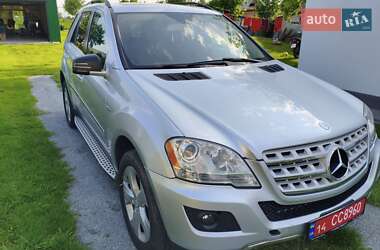 Mercedes-Benz M-Class 2011