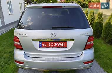 Внедорожник / Кроссовер Mercedes-Benz M-Class 2011 в 