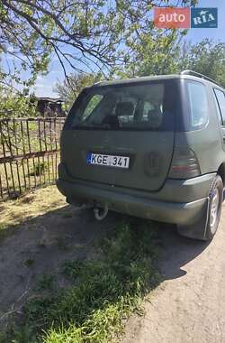 Внедорожник / Кроссовер Mercedes-Benz M-Class 2000 в 