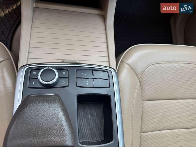 Внедорожник / Кроссовер Mercedes-Benz M-Class 2012 в Бердичеве