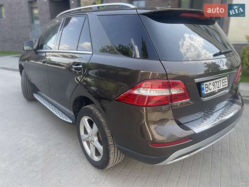 Внедорожник / Кроссовер Mercedes-Benz M-Class 2014 в Львове