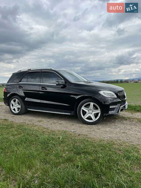 Внедорожник / Кроссовер Mercedes-Benz M-Class 2012 в Межгорье