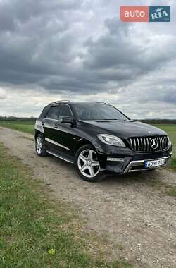 Внедорожник / Кроссовер Mercedes-Benz M-Class 2012 в 