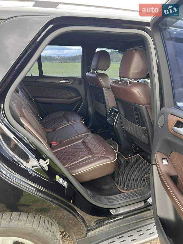 Позашляховик / Кросовер Mercedes-Benz M-Class 2012 в Міжгір'ї