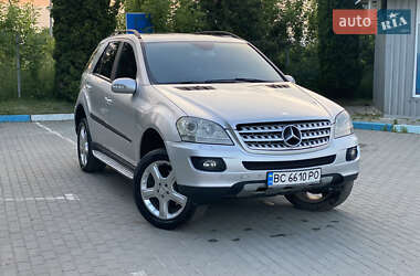 Внедорожник / Кроссовер Mercedes-Benz M-Class 2005 в 