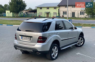 Внедорожник / Кроссовер Mercedes-Benz M-Class 2005 в 