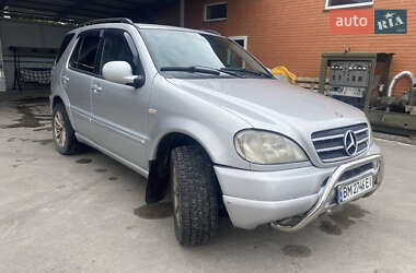 Внедорожник / Кроссовер Mercedes-Benz M-Class 1999 в 