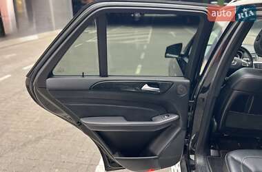 Внедорожник / Кроссовер Mercedes-Benz M-Class 2013 в 