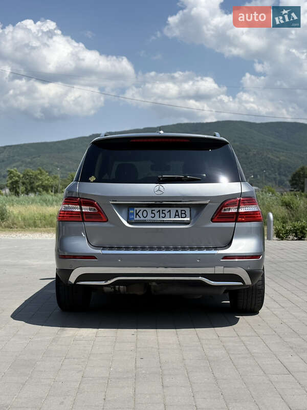 Внедорожник / Кроссовер Mercedes-Benz M-Class 2012 в Виноградове