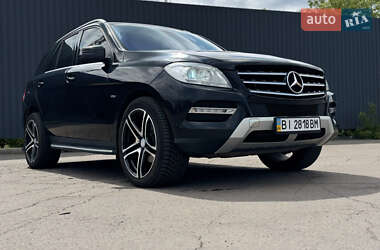Внедорожник / Кроссовер Mercedes-Benz M-Class 2012 в 
