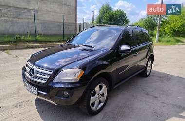 Позашляховик / Кросовер Mercedes-Benz M-Class 2009 в Краснограді