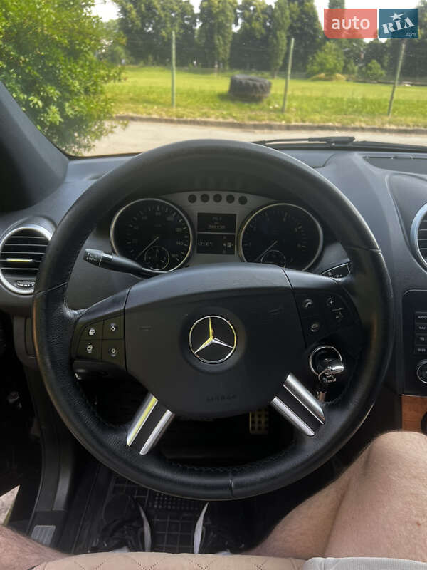 Позашляховик / Кросовер Mercedes-Benz M-Class 2008 в Ужгороді