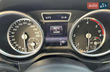 Внедорожник / Кроссовер Mercedes-Benz M-Class 2013 в 