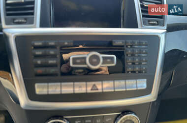 Внедорожник / Кроссовер Mercedes-Benz M-Class 2013 в 