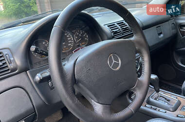 Внедорожник / Кроссовер Mercedes-Benz M-Class 2005 в 