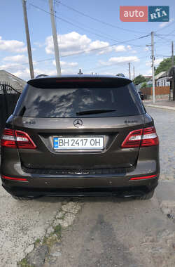 Внедорожник / Кроссовер Mercedes-Benz M-Class 2012 в 
