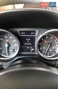 Внедорожник / Кроссовер Mercedes-Benz M-Class 2012 в 