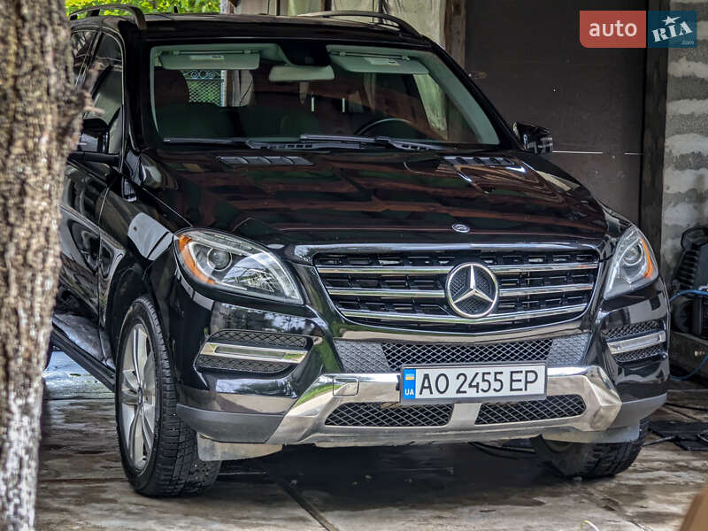 Позашляховик / Кросовер Mercedes-Benz M-Class 2014 в Виноградові