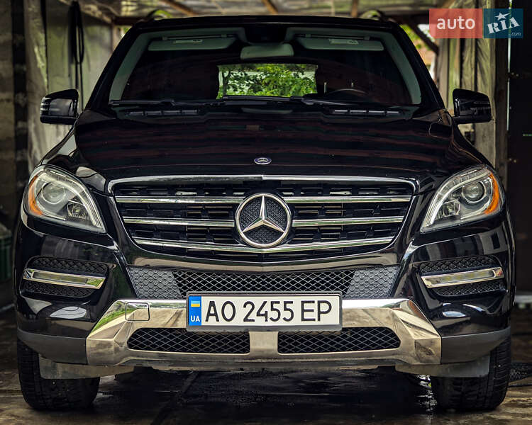 Позашляховик / Кросовер Mercedes-Benz M-Class 2014 в Виноградові