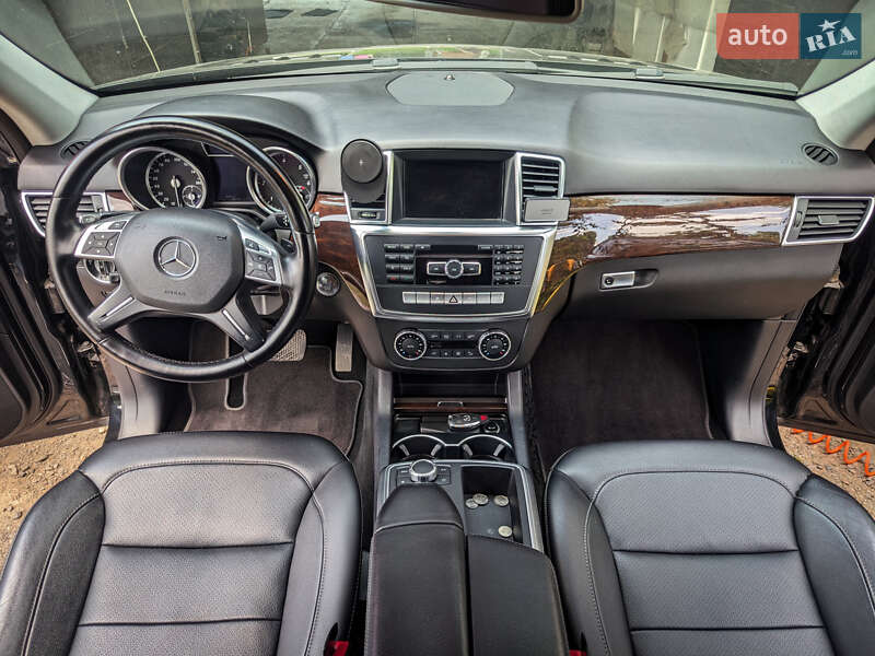 Позашляховик / Кросовер Mercedes-Benz M-Class 2014 в Виноградові