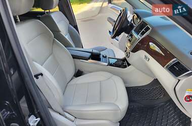 Внедорожник / Кроссовер Mercedes-Benz M-Class 2015 в 