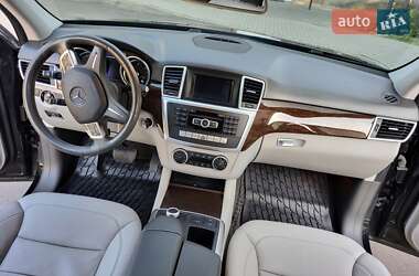 Внедорожник / Кроссовер Mercedes-Benz M-Class 2015 в 