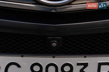 Позашляховик / Кросовер Mercedes-Benz M-Class 2014 в 