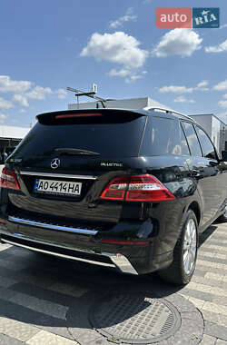 Внедорожник / Кроссовер Mercedes-Benz M-Class 2014 в 