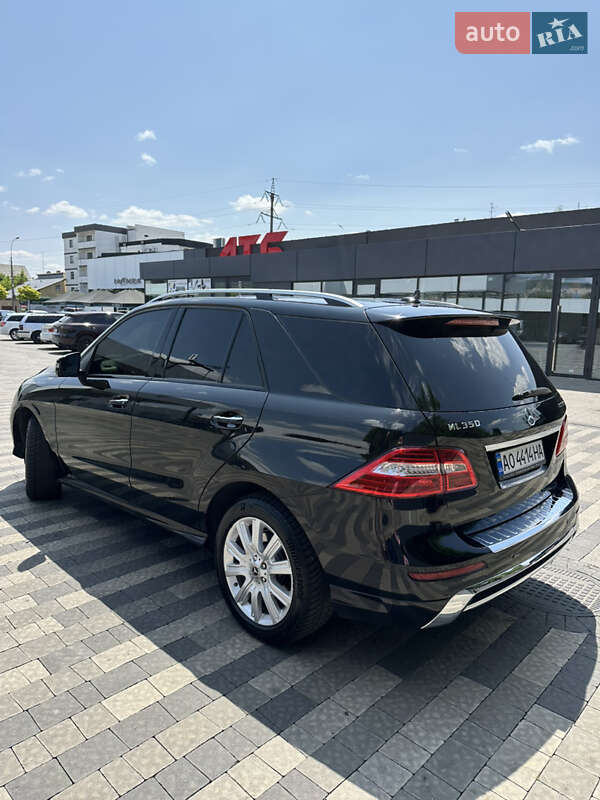 Позашляховик / Кросовер Mercedes-Benz M-Class 2014 в Ужгороді