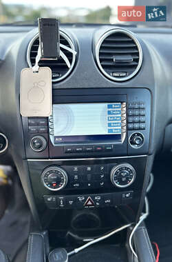 Внедорожник / Кроссовер Mercedes-Benz M-Class 2006 в 