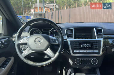 Внедорожник / Кроссовер Mercedes-Benz M-Class 2013 в 