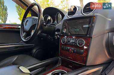 Внедорожник / Кроссовер Mercedes-Benz M-Class 2006 в 