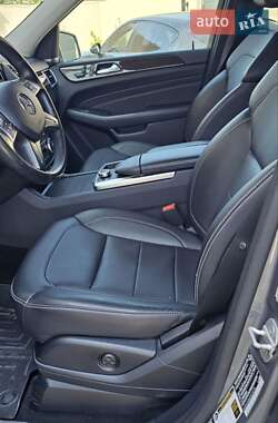 Внедорожник / Кроссовер Mercedes-Benz M-Class 2013 в 