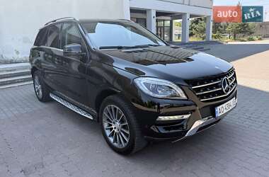 Внедорожник / Кроссовер Mercedes-Benz M-Class 2013 в 