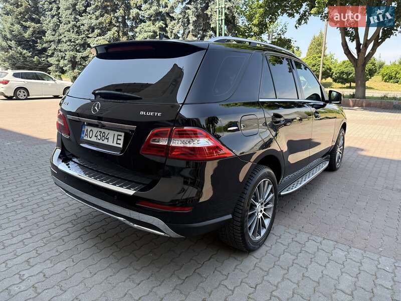 Внедорожник / Кроссовер Mercedes-Benz M-Class 2013 в Ивано-Франковске