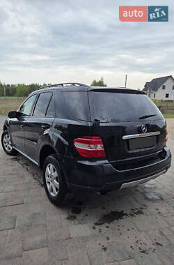 Внедорожник / Кроссовер Mercedes-Benz M-Class 2008 в 