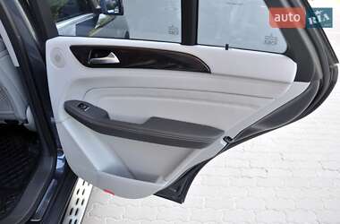 Внедорожник / Кроссовер Mercedes-Benz M-Class 2013 в 