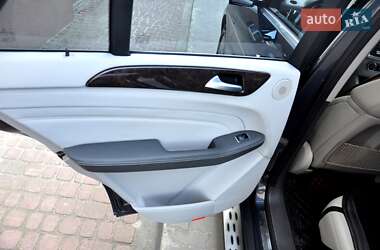 Внедорожник / Кроссовер Mercedes-Benz M-Class 2013 в 