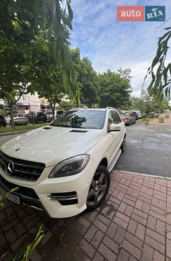 Mercedes-Benz M-Class 2014