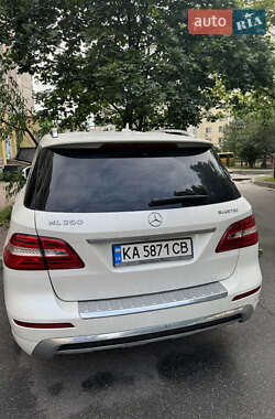 Внедорожник / Кроссовер Mercedes-Benz M-Class 2014 в 